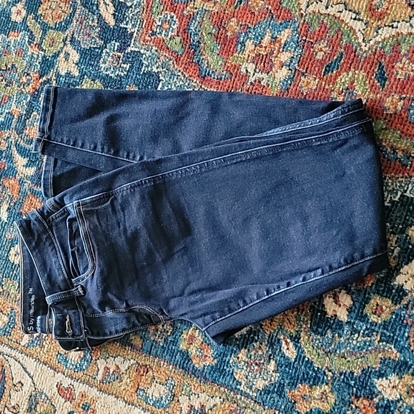 NWOT Maurices Mid-Rise Skinny Jeans - Picture 2 of 8